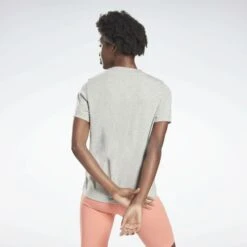 T-shirt Femme Reebok Identity Logo -T shirt Actif Boutique GQ9462 2