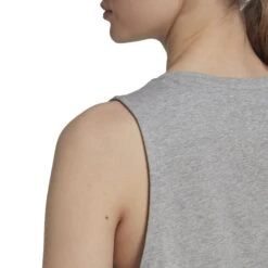 Débardeur Logo Femme Adidas Essentials -T shirt Actif Boutique adidas hd1767 7 apparel on model detail view 2 white