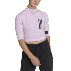 T-shirt Ajusté Femme Adidas Mission Victory -T shirt Actif Boutique adidas hn4831 4 apparel on model front view white xo