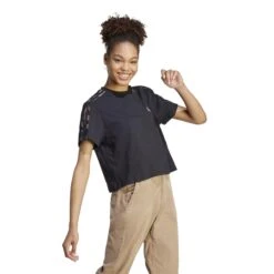 T-shirt Femme Adidas Vibrant Print -T shirt Actif Boutique adidas il5871 6 apparel on model walking view white bv