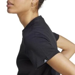 T-shirt Femme Adidas Vibrant Print Graphic -T shirt Actif Boutique adidas im4262 8 apparel on model detail view 2 white nw