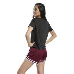 T-shirt Femme Reebok Workout Ready Supremium Slim Fit Big Logo -T shirt Actif Boutique ft0955 app on model back white