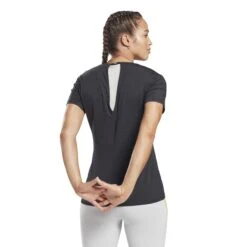 T-shirt Femme Reebok Activchill Athletic -T shirt Actif Boutique gi4999 app on model back white