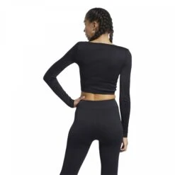 T-shirt Manches Longues Femme Reebok Classics Wardrobe Essentials 12 T-shirt Manches Longues Femme Reebok Classics Wardrobe Essentials -T shirt Actif Boutique gk6753 app on model back white