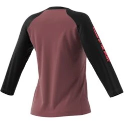 T-shirt Femme Adidas Five Ten Graphic -T shirt Actif Boutique h46061 app virtual back white