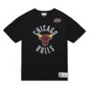 Mitchell & Ness T-shirt Chicago Bulls Legendary Slub -T shirt Actif Boutique mitchell ness tcrw5012 cbuyypppblck black 1