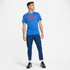 Nike T-shirt FC Barcelone Swoosh 2022/23 -T shirt Actif Boutique nike dj1357 403 phsym003 new