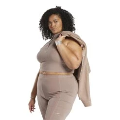 Débardeur Femme Reebok Classics GT -T shirt Actif Boutique reebok hr5938 3 apparel on model standard view white