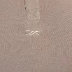 Débardeur Femme Reebok Classics GT -T shirt Actif Boutique reebok hr5938 7 apparel on model detail view 2 white