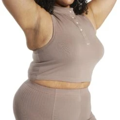 Débardeur Femme Reebok Classics GT -T shirt Actif Boutique reebok hr5938 8 apparel on model detail view 3 white