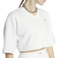 T-shirt Crop Top Femme Reebok Classics Natural Dye -T shirt Actif Boutique reebok ht7848 5 apparel on model detail view 1 white