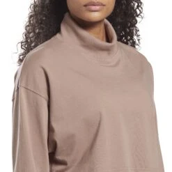 T-shirt Manches Longues Coton Femme Reebok Classics -T shirt Actif Boutique reebok ht7861 5 apparel on model detail view 1 white