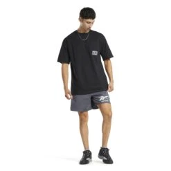 T-shirt Avec Poche Reebok Basketball -T shirt Actif Boutique reebok hu2012 5 apparel on model side view white